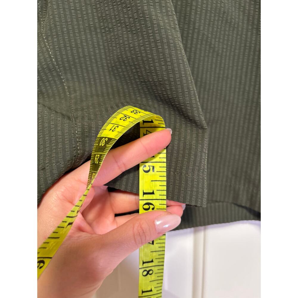All in Motion Men's Athletic Shorts Olive Green Zip Pockets Size 38 - Picture 4 of 6